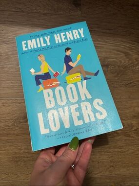 Emily Henry "Book Lovers" Paperback